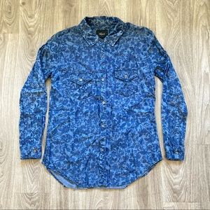 RAILS Liam Tencel Denim Blue Floral Button Down Shirt. Medium
